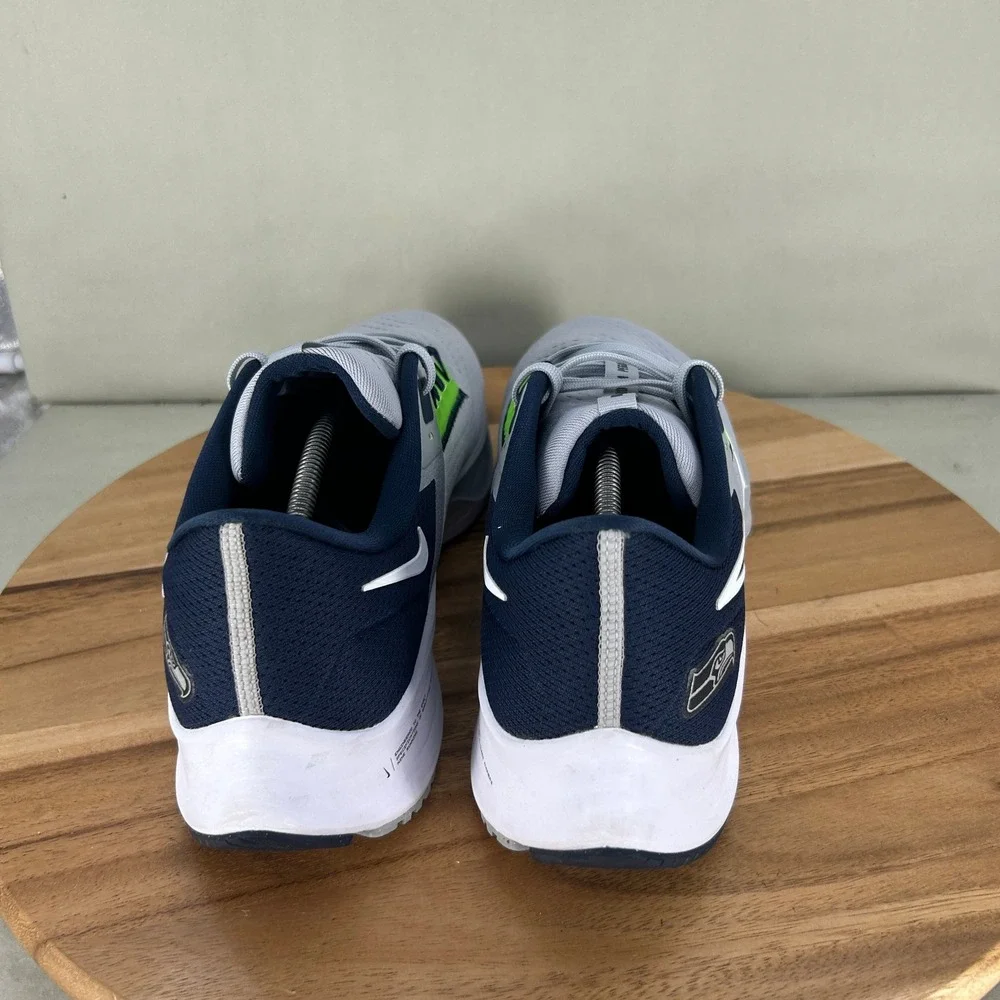 Nike Air Zoom Pegasus 38 Seattle Seahawks Wolf Grey Navy DJ0854-001 Mens 14